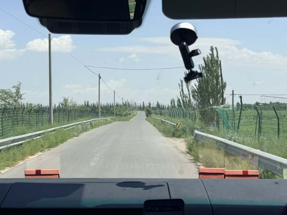 基地车日记|2026.0718 吴忠南川二村：从闰土的瓜田，走到苑大哥的压砂地做吃瓜群众