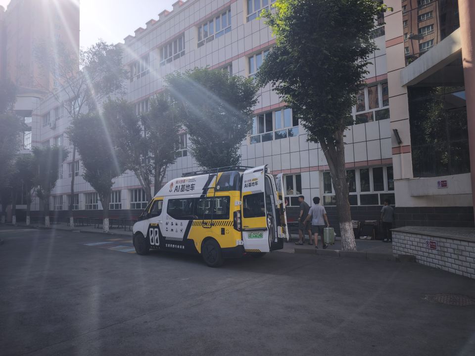 基地车日记｜2026.06.30-07.01｜乌鲁木齐修整 · 八十小参访 · 巴里坤湖落日 · 到哈密